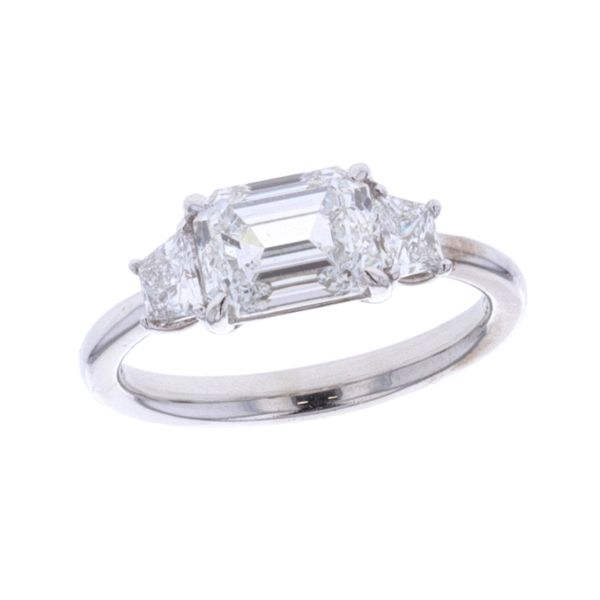 3 Stone Platinum 2.45ctw Diamond Estate Engagement Ring Harmony Jewellers Grimsby, ON