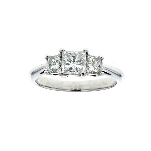 18KT White Gold 1.14ctw Diamond Estate Engagement Ring Harmony Jewellers Grimsby, ON