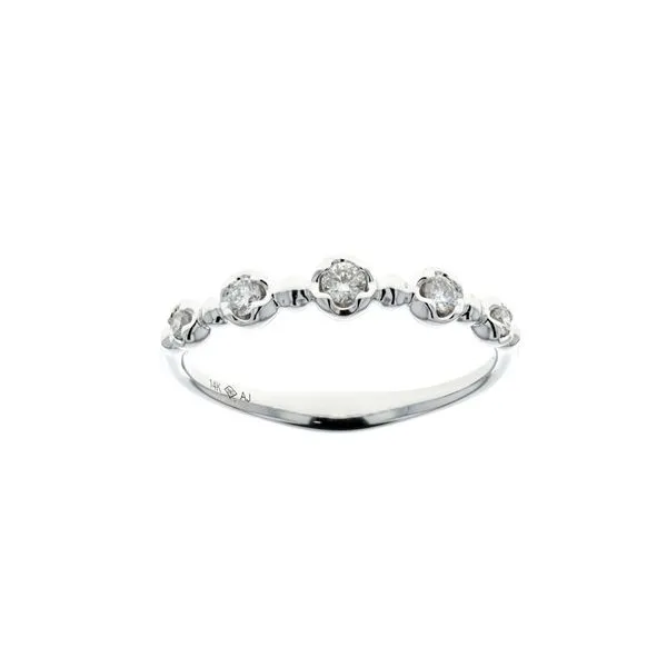 14KT White Gold 0.17ctw Diamond Band Harmony Jewellers Grimsby, ON