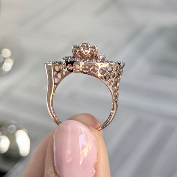 14KT Rose and White Gold 0.79ctw Diamond Estate Ring Image 4 Harmony Jewellers Grimsby, ON