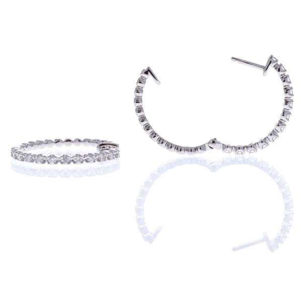 18KT White Gold 0.23ctw Diamond Hoop Earrings Harmony Jewellers Grimsby, ON