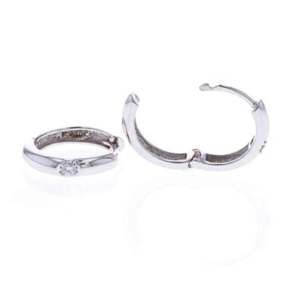 10KT White Gold 0.04ctw Canadian Diamond Hoop Earrings Harmony Jewellers Grimsby, ON