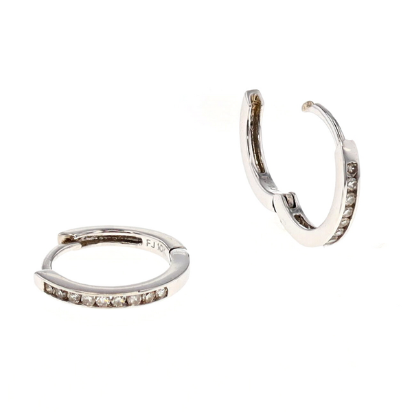 10KT White Gold 0.10ctw Diamond Hoop Earrings Harmony Jewellers Grimsby, ON