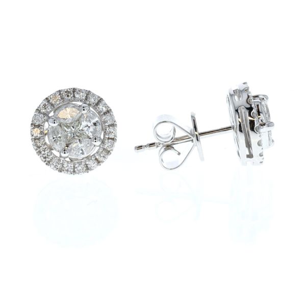 14KT White Gold 0.68ctw Diamond Estate Stud Earrings Harmony Jewellers Grimsby, ON