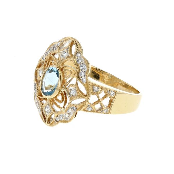 18KT Yellow Gold Natural Aquamarine and 0.15ctw Diamond Estate Ring Image 2 Harmony Jewellers Grimsby, ON