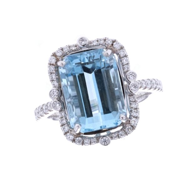 18KT White Gold Aquamarine and 0.36ctw Diamond Estate Ring Harmony Jewellers Grimsby, ON