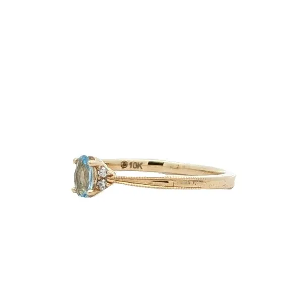 10KT Yellow Gold Aquamarine and 0.03ctw Diamond Ring Image 2 Harmony Jewellers Grimsby, ON
