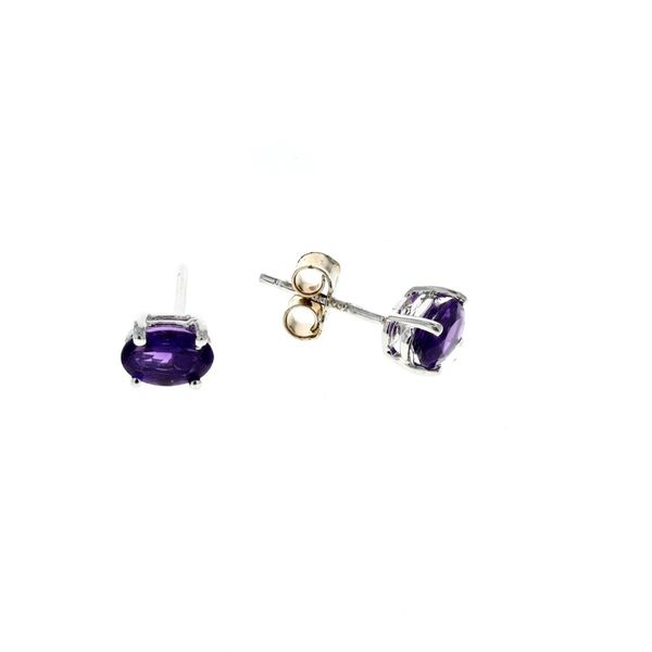 10KT Yellow Gold Amethyst Stud Earrings Harmony Jewellers Grimsby, ON