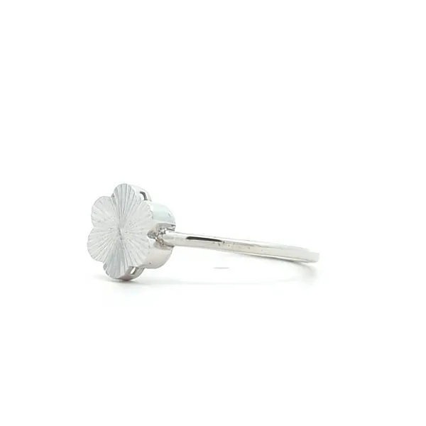 10KT White Gold Daisy Fashion Ring Image 2 Harmony Jewellers Grimsby, ON
