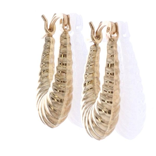 10KT Yellow Gold Oval 14mm Hoop Earrings Harmony Jewellers Grimsby, ON