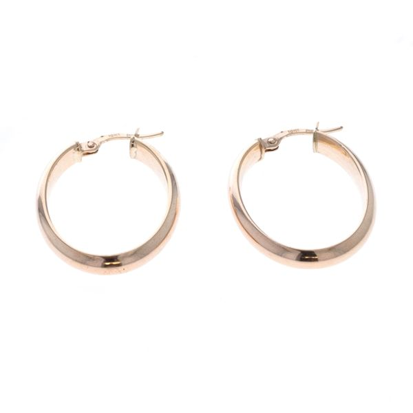 10KT Yellow Gold Oval Hoop Earrings Harmony Jewellers Grimsby, ON