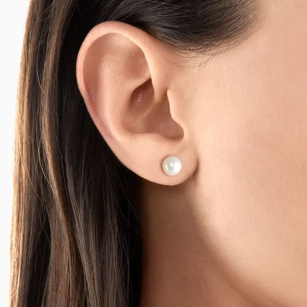 Thomas Sabo Sterling Silver Gold Plated Pearl Stud Earrings Image 2 Harmony Jewellers Grimsby, ON