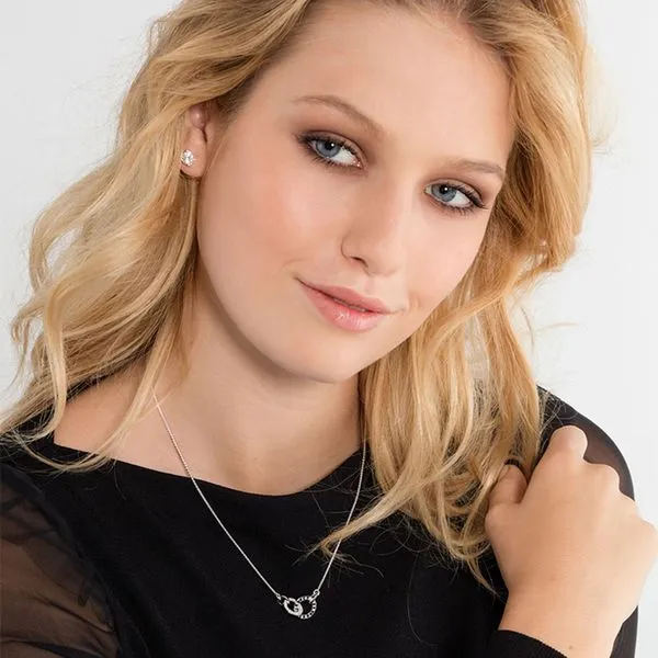 Thomas Sabo Sterling Silver CZ Forever Together Small Circle Necklace Image 2 Harmony Jewellers Grimsby, ON