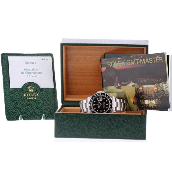 Rolex GMT Master II 16710 40mm 2004 Image 4 Harmony Jewellers Grimsby, ON