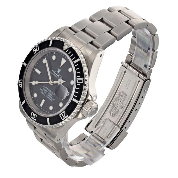 Rolex Submariner 16610 40mm 1993 Image 2 Harmony Jewellers Grimsby, ON