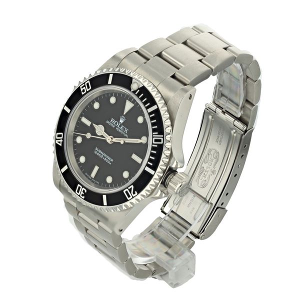 Rolex Submariner 14060 40mm 2005/06 Image 2 Harmony Jewellers Grimsby, ON