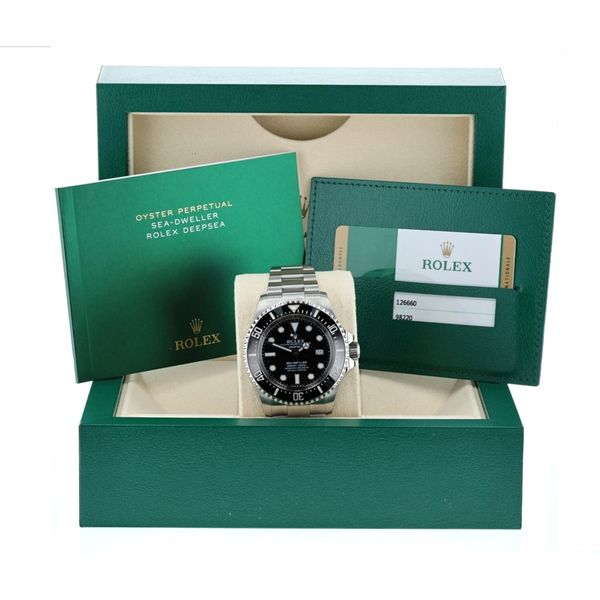 Rolex Sea-Dweller Deepsea 126660 44mm 2020 Image 4 Harmony Jewellers Grimsby, ON