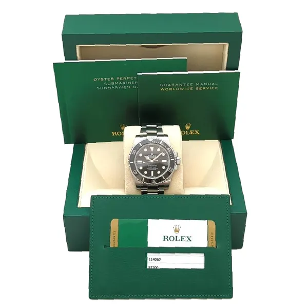 Rolex  Submariner 114060 40mm 2018 Image 4 Harmony Jewellers Grimsby, ON