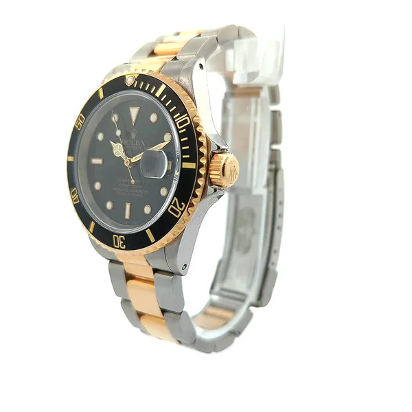 Rolex  Submariner 16613 40mm 1999 Image 2 Harmony Jewellers Grimsby, ON