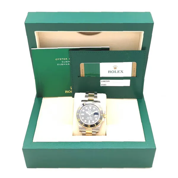 Rolex Submariner 116613LN 40mm 2018 Image 4 Harmony Jewellers Grimsby, ON