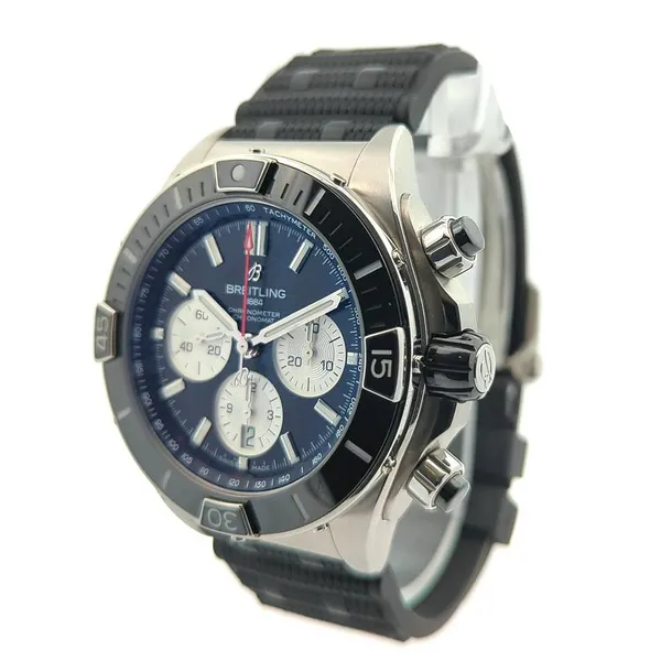Breitling Super Chronomat B01 AB0136 44mm 2024 Image 2 Harmony Jewellers Grimsby, ON