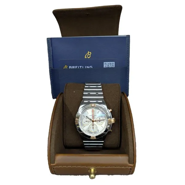 Breitling Chronomat BO1 42 IBOI34 42mm 2024 Image 5 Harmony Jewellers Grimsby, ON