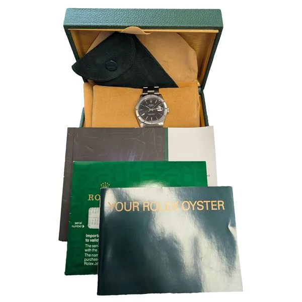 Rolex Oyster Perpetual Date 15210 34mm 2000 Image 4 Harmony Jewellers Grimsby, ON