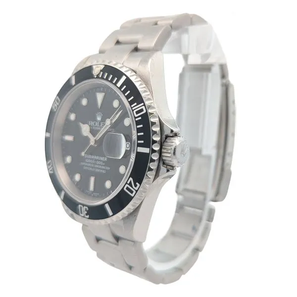 Rolex Submariner Date 16610 40mm 2005/06 Image 2 Harmony Jewellers Grimsby, ON