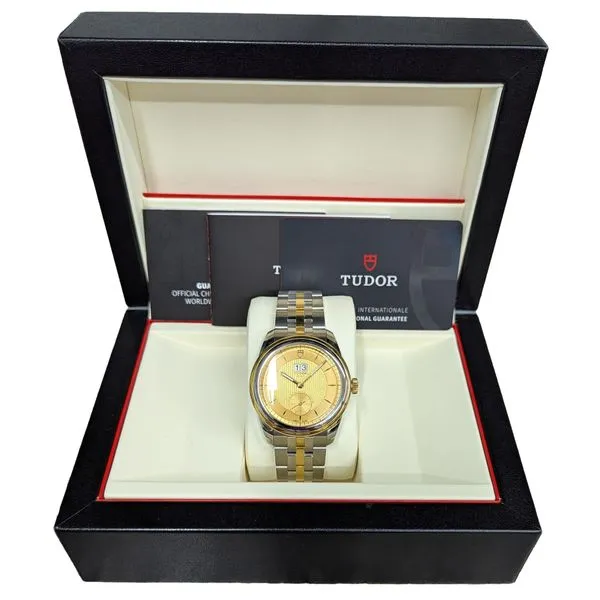 Tudor Glamour 57103 42mm 2021 Image 5 Harmony Jewellers Grimsby, ON