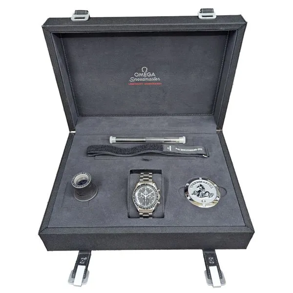 Omega Speedmaster Moonwatch 311.30.42.30.01.005 42mm Circa 2020 Image 4 Harmony Jewellers Grimsby, ON