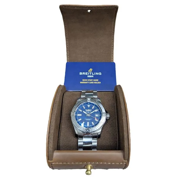 Breitling Avenger A17318 43mm 2022 Image 4 Harmony Jewellers Grimsby, ON
