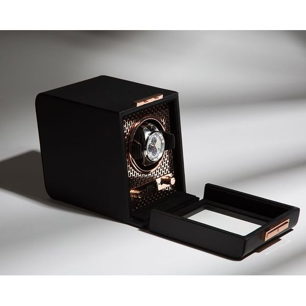 Axis Single Watch Winder Image 4 Harmony Jewellers Grimsby, ON