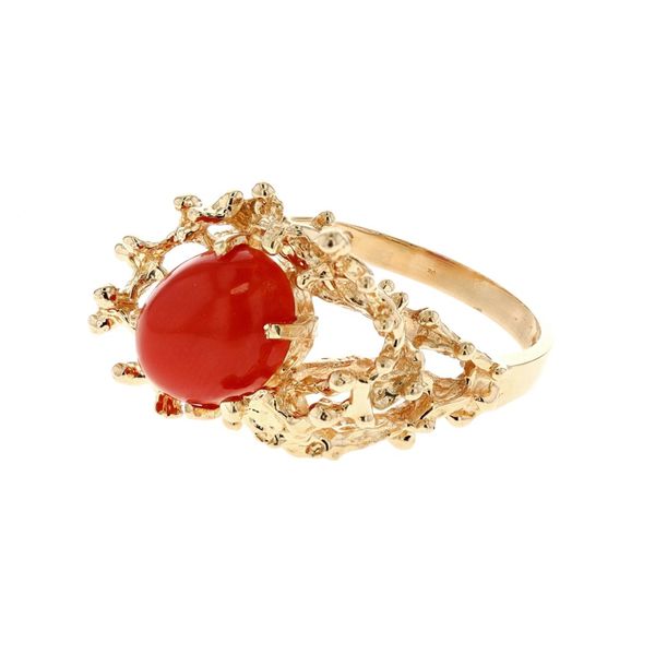14KT Yellow Gold Natural Red Coral Solitaire Ring Image 2 Harmony Jewellers Grimsby, ON