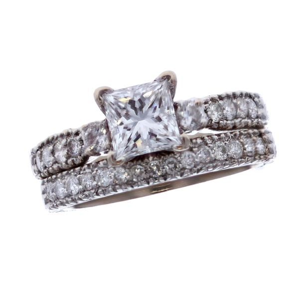 18KT White Gold 1.68ctw Diamond Wedding Set Harmony Jewellers Grimsby, ON