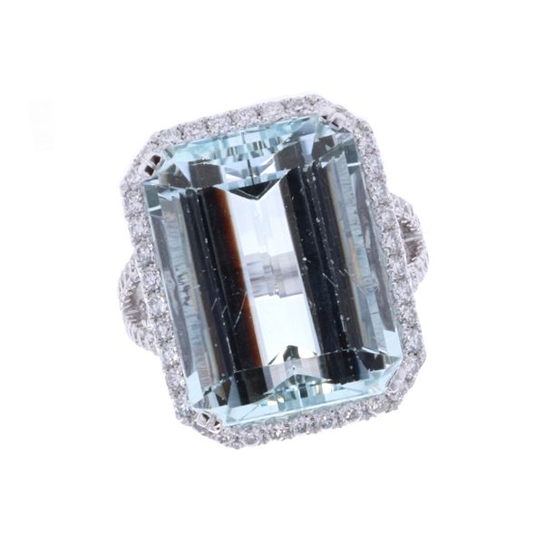 18KT White Gold Natural Aquamarine Ring Harmony Jewellers Grimsby, ON