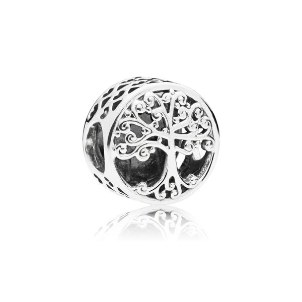 Family tree charm in sterling silver with engraving 