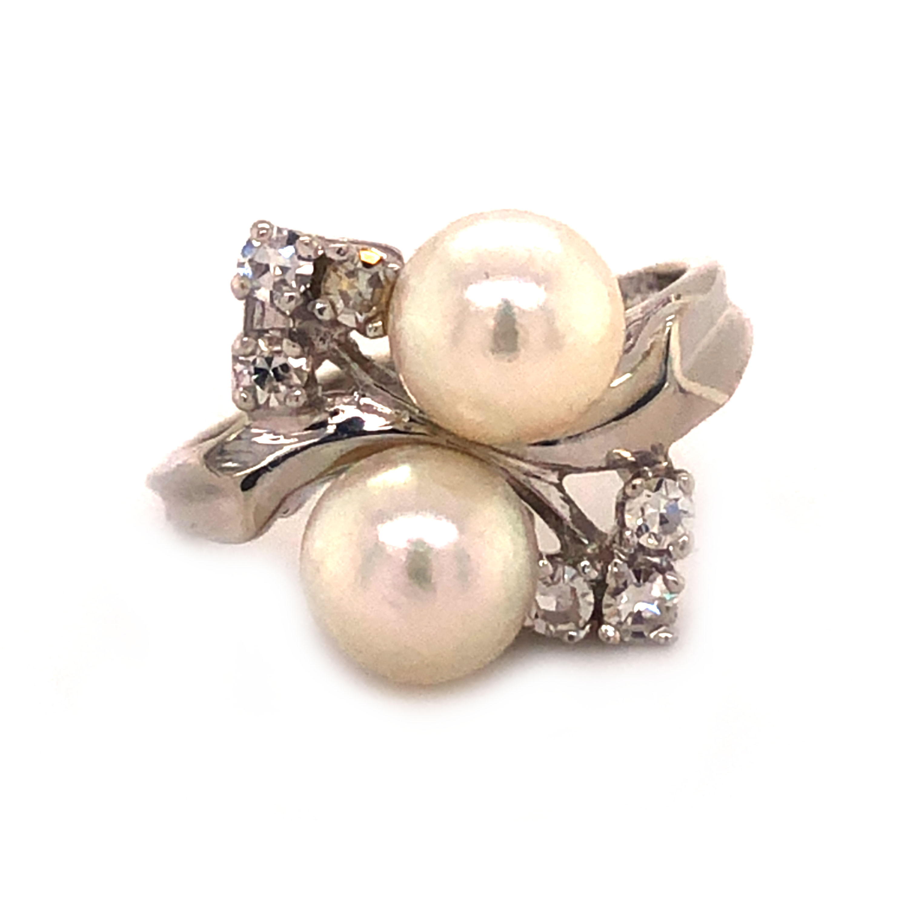 Handmade Akoya Pearl Estate Ring Harris Jeweler Troy, OH