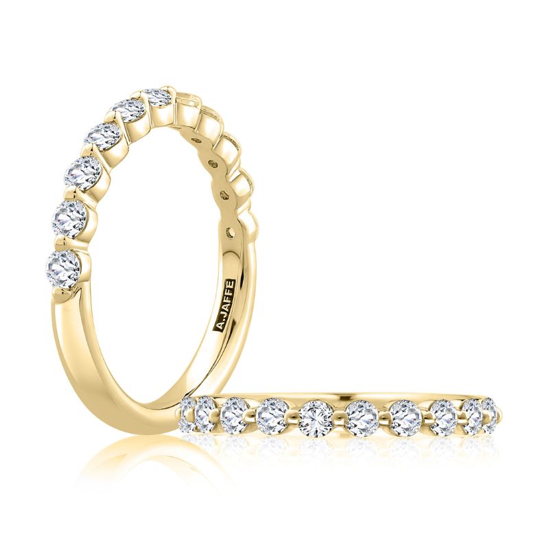Single-Prong Diamond Wedding Band Harris Jeweler Troy, OH