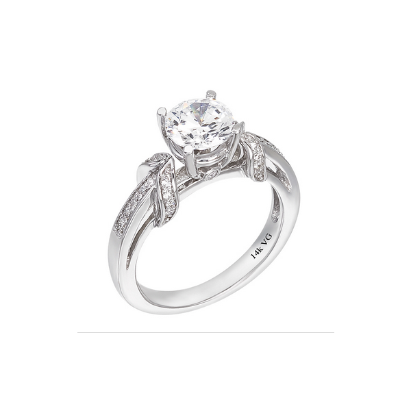 Engagement Ring Harr's Jewelry St. Johns, MI
