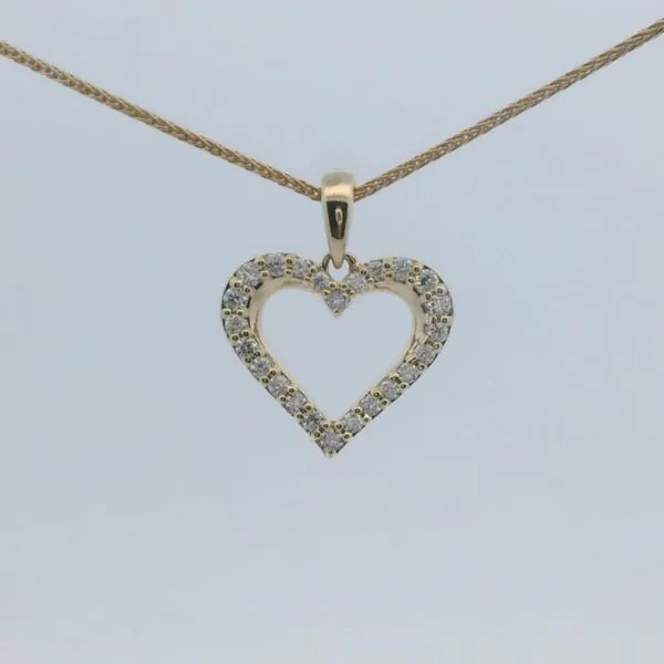 Pendant H. Brandt Jewelers Natick, MA