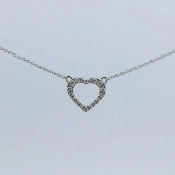 Pendant H. Brandt Jewelers Natick, MA