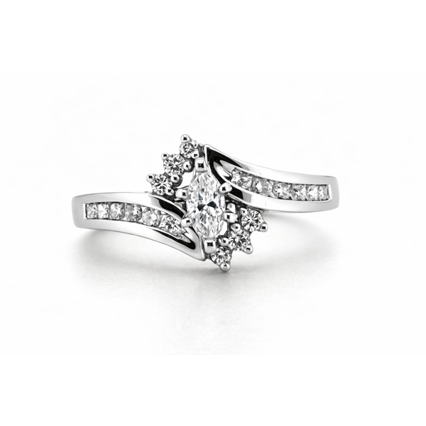 Engagement Ring Heiser's Jewelry Aberdeen, SD