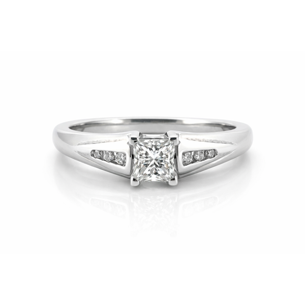 Engagement Ring Heiser's Jewelry Aberdeen, SD