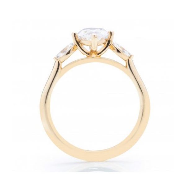 Ring Image 2 Heiser's Jewelry Aberdeen, SD