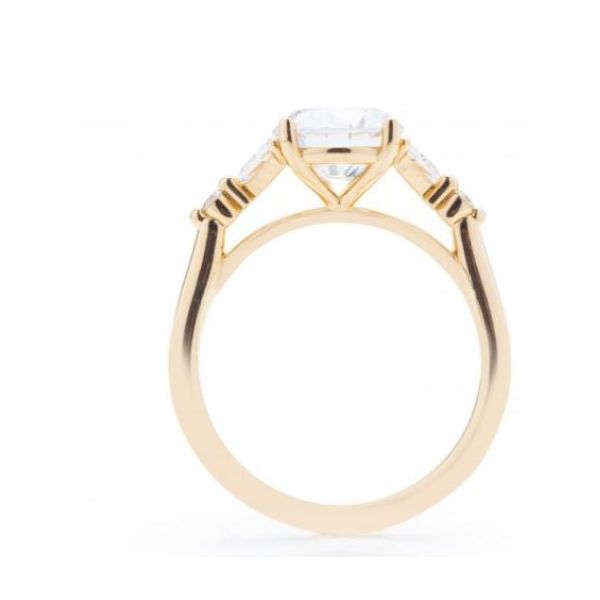 Ring Image 2 Heiser's Jewelry Aberdeen, SD