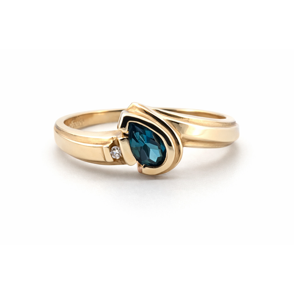 Fashion Ring Heiser's Jewelry Aberdeen, SD