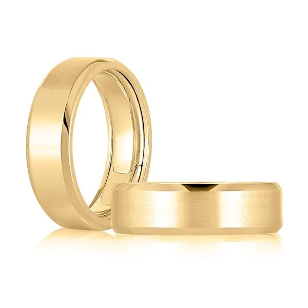 Expandable Beveled Edge Wedding Band