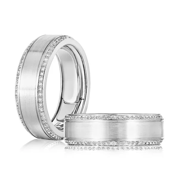 Expandable Diamond Pave Edge Wedding Band