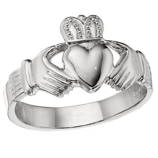 Men's Claddagh RIng Hingham Jewelers Hingham, MA