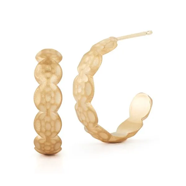 Tasha Hoops Hingham Jewelers Hingham, MA